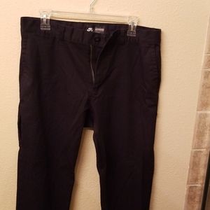 Nike men's black skateboard pants